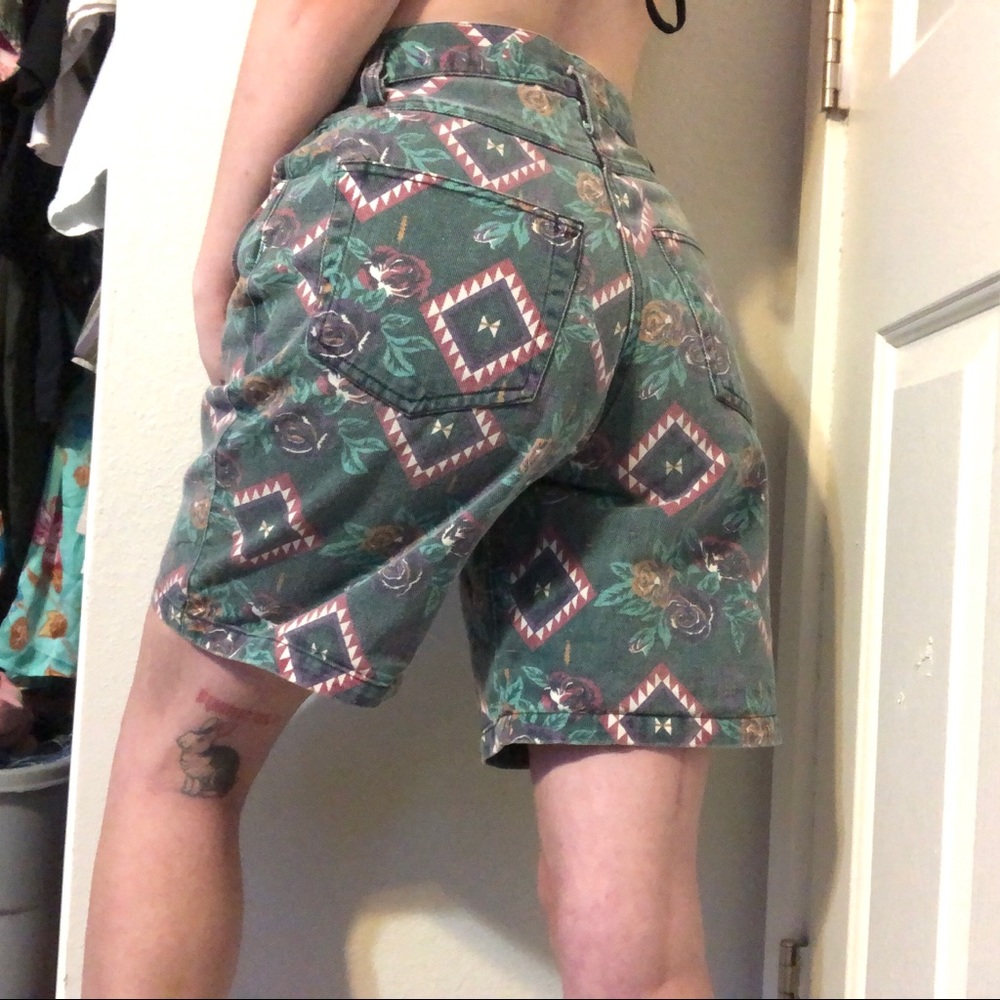 Vintage Red Rover shorts - Picture 5 of 5